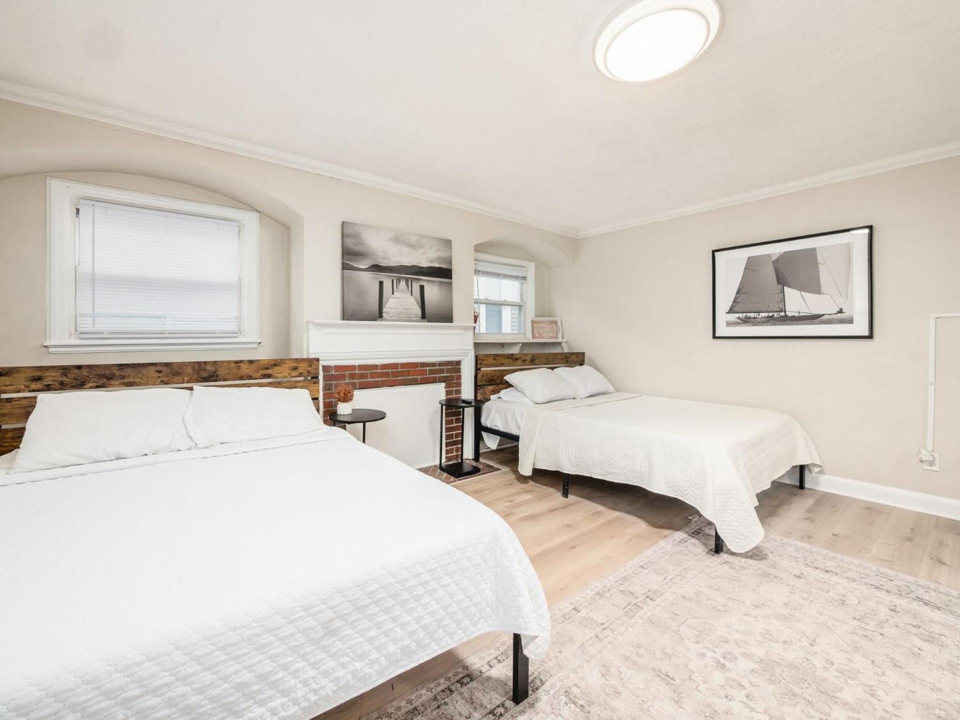 Housepitality - The Osu Mansion- Osu Sleeps 20 Villa Columbus Buitenkant foto