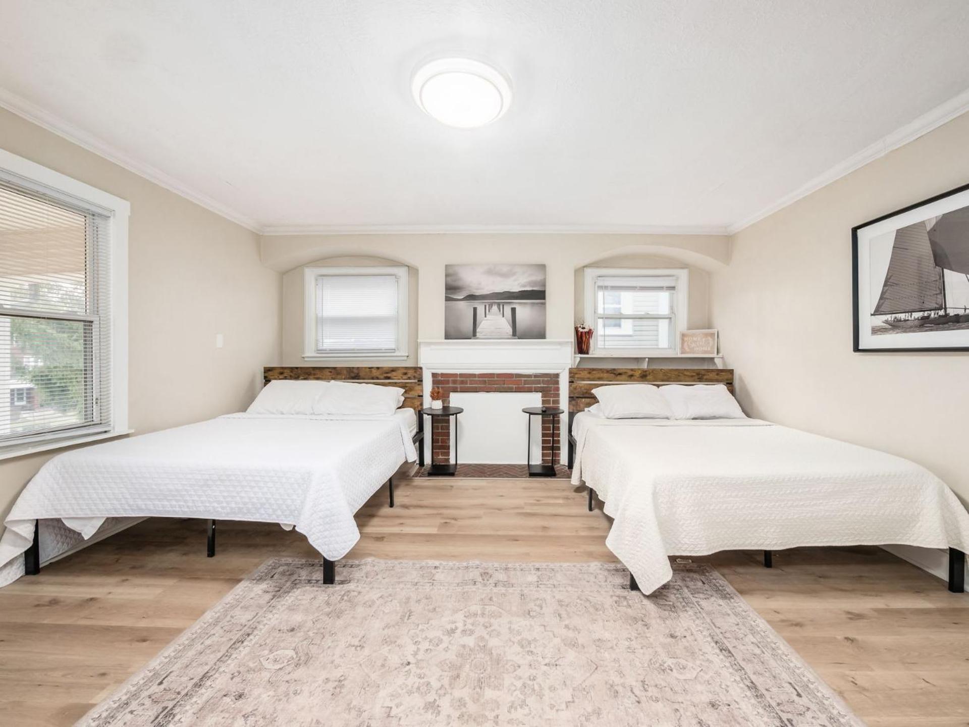 Housepitality - The Osu Mansion- Osu Sleeps 20 Villa Columbus Buitenkant foto